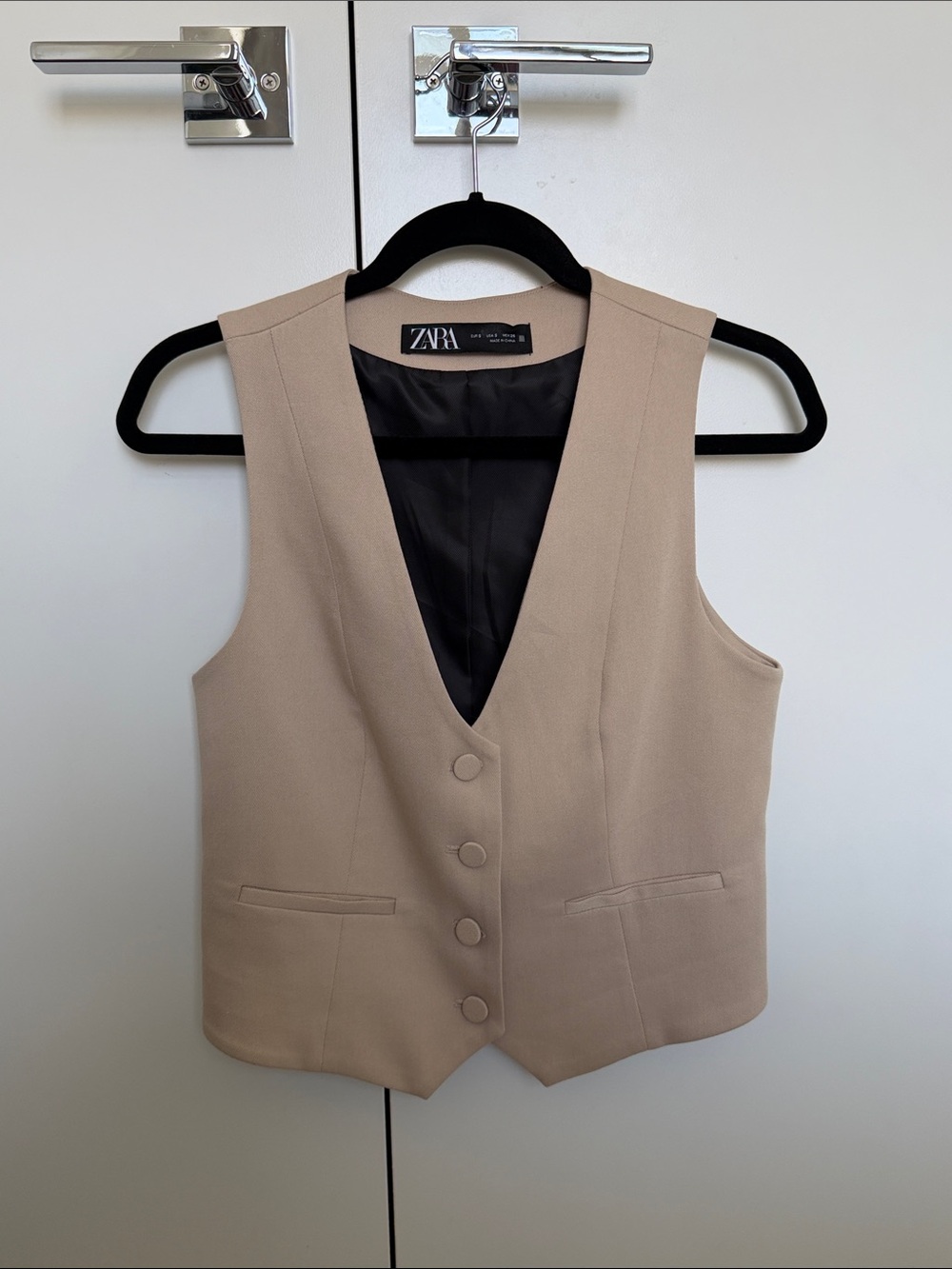 Zara Women's Neutral Beige Button-Front Vest